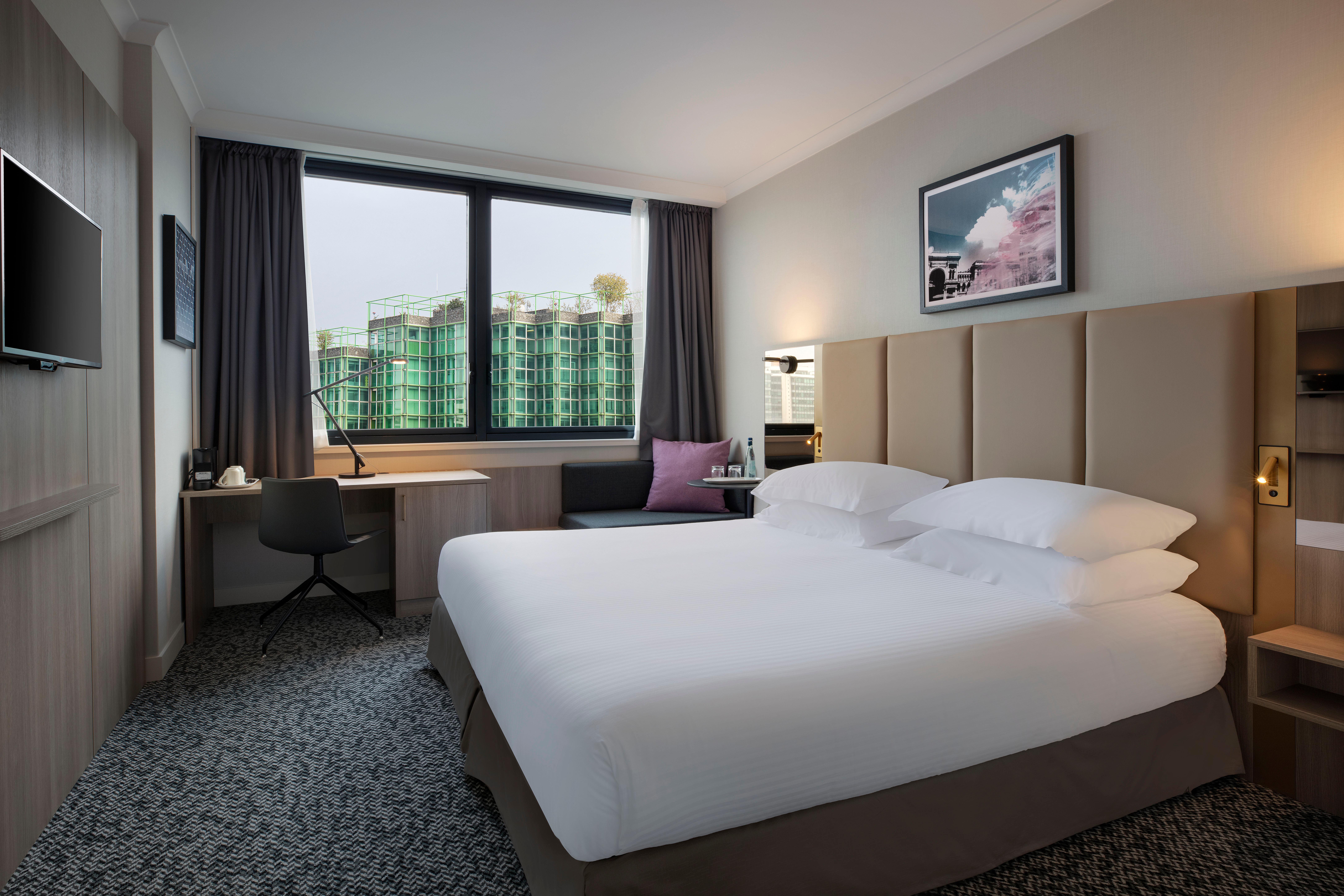 Отель Crowne Plaza Milan Linate By Ihg Сан-Донато-Миланезе Экстерьер фото