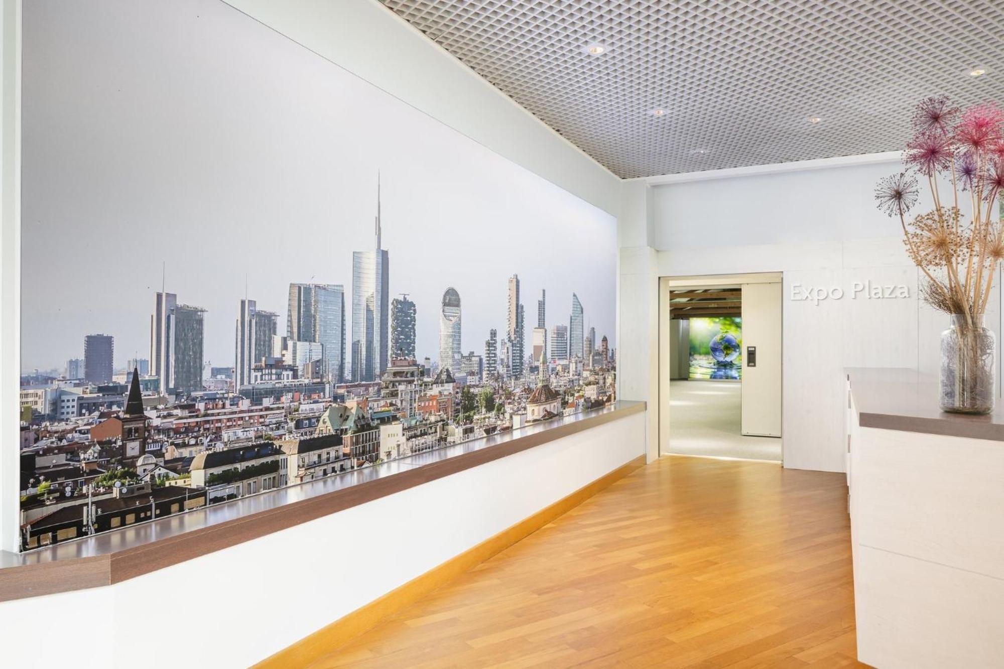 Отель Crowne Plaza Milan Linate By Ihg Сан-Донато-Миланезе Экстерьер фото