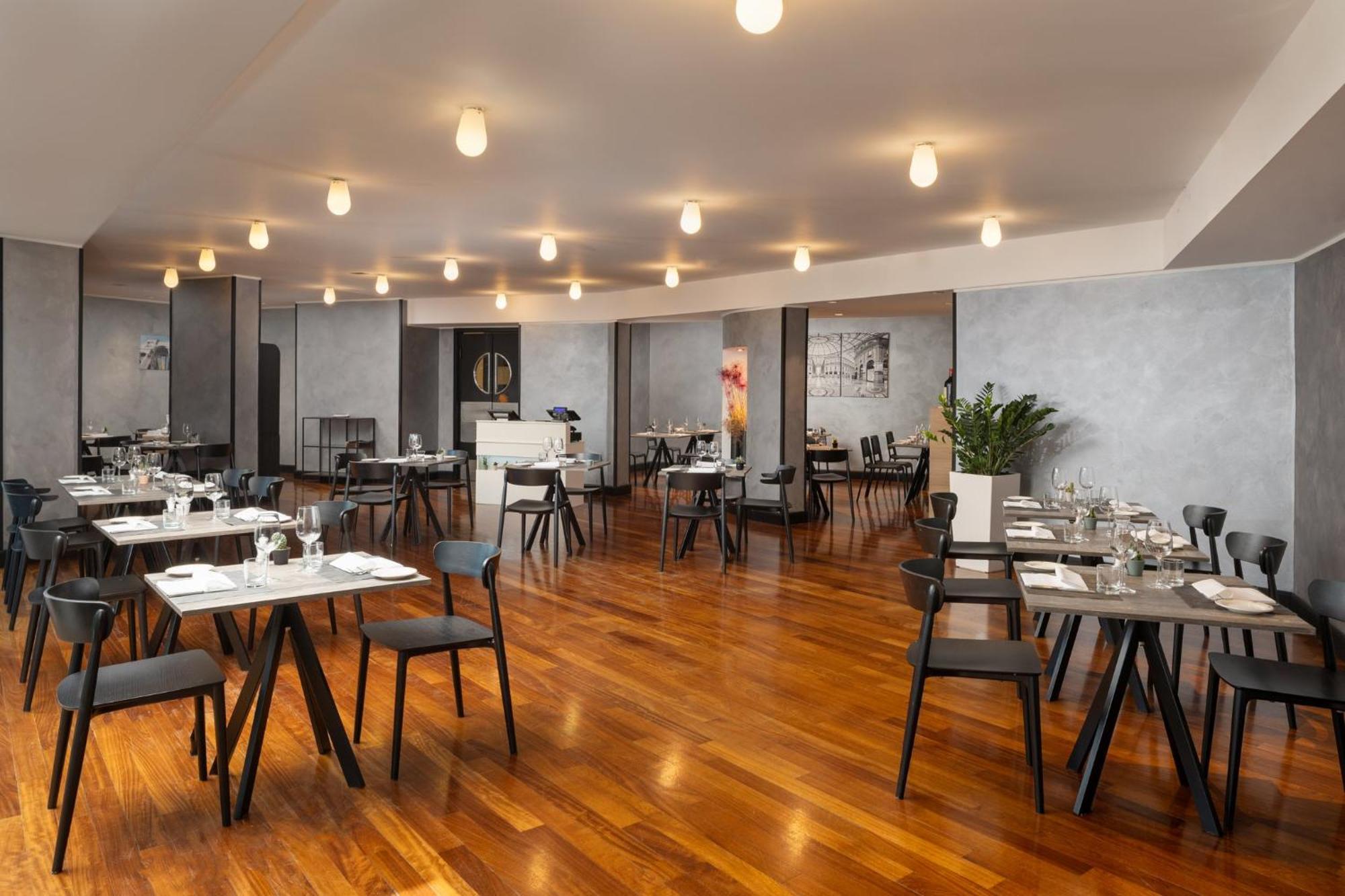 Отель Crowne Plaza Milan Linate By Ihg Сан-Донато-Миланезе Экстерьер фото